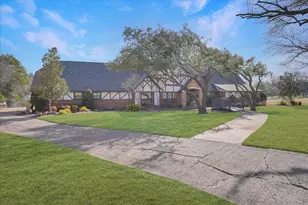 604 S Hampton Rd, Oak Leaf, TX 75154 - Photo 3