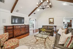 604 S Hampton Rd, Oak Leaf, TX 75154 - Photo 9