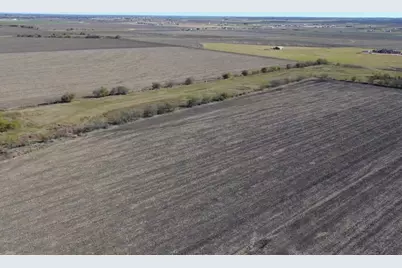 18402 Manda Carlson Road, Coupland, TX 78615 - Photo 19