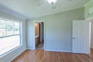 121 Windy Creek, Springtown, TX 76082 - Photo 11