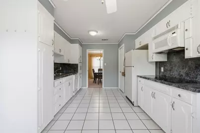5801 Westlawn Drive, Waco, TX 76710 - Photo 7