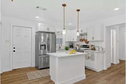 1332 Gaylord Drive, Dallas, TX 75217 - Photo 5