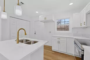 1332 Gaylord Dr, Dallas, TX 75217 - Photo 15