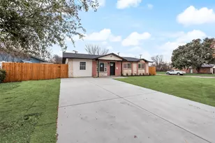 3102 Harvard St N, Irving, TX 75062 - Photo 3