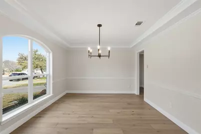 532 Indian Creek Drive, Roanoke, TX 76262 - Photo 5