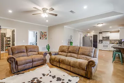 301 Willow Circle, Springtown, TX 76082 - Photo 11