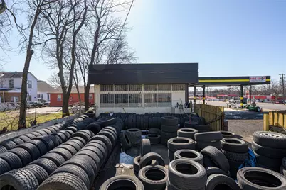 1320 S Austin Avenue, Denison, TX 75020 - Photo 29