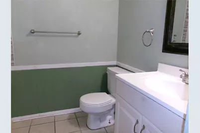 1022 S Center Street, Grand Prairie, TX 75051 - Photo 7