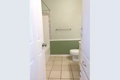 1022 S Center Street, Grand Prairie, TX 75051 - Photo 13