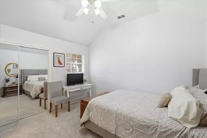 113 Green Oaks Court, Hudson Oaks, TX 76087 - Photo 35