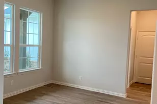 129 Hillview Trl, Decatur, TX 76234 - Photo 5