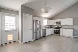 606 S Aquilla St, Itasca, TX 76055 - Photo 23