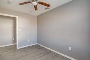 606 S Aquilla St, Itasca, TX 76055 - Photo 29