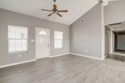 606 S Aquilla Street, Itasca, TX 76055 - Photo 13