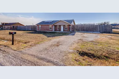 606 S Aquilla Street, Itasca, TX 76055 - Photo 5