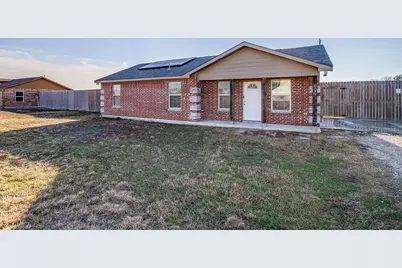 606 S Aquilla Street, Itasca, TX 76055 - Photo 1