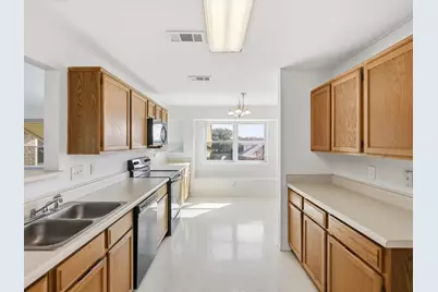 2931 Peninsula Way, Carrollton, TX 75007 - Photo 9