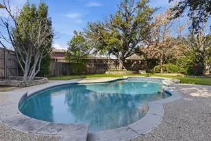 2931 Peninsula Way, Carrollton, TX 75007 - Photo 31