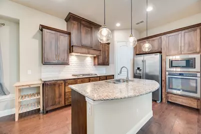 3606 Adriana Avenue, Irving, TX 75038 - Photo 11