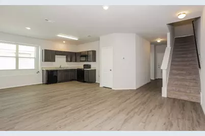 5513 Shore Point, Fort Worth, TX 76119 - Photo 3