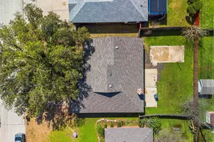 4238 Emerson Dr, Grand Prairie, TX 75052 - Photo 17