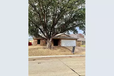 4238 Emerson Drive, Grand Prairie, TX 75052 - Photo 1