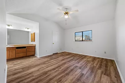 4238 Emerson Drive, Grand Prairie, TX 75052 - Photo 7