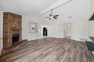 4238 Emerson Dr, Grand Prairie, TX 75052 - Photo 31