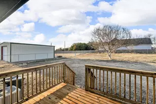 3612 Rhea Rd, Granbury, TX 76049 - Photo 3