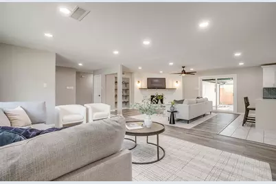 2536 Daisy Lane, Fort Worth, TX 76111 - Photo 3