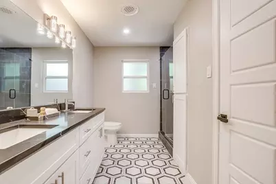 2536 Daisy Lane, Fort Worth, TX 76111 - Photo 23