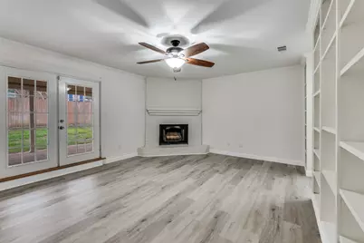 732 Danvers Lane, Mansfield, TX 76063 - Photo 5