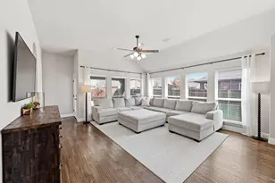 8805 Cassidy Ln, Aubrey, TX 76227 - Photo 19