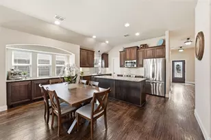 8805 Cassidy Ln, Aubrey, TX 76227 - Photo 15