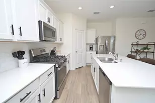 1212 Almond Rd, Azle, TX 76020 - Photo 9