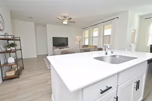 1212 Almond Rd, Azle, TX 76020 - Photo 11