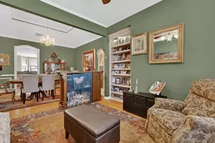 1704 S Bowen Rd, Pantego, TX 76013 - Photo 5