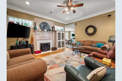 1704 S Bowen Road, Pantego, TX 76013 - Photo 13