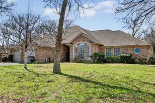 1704 S Bowen Rd, Pantego, TX 76013 - Photo 1