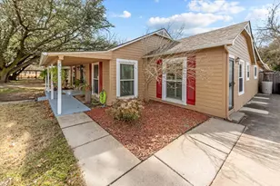 502 Bellevue Dr, Cleburne, TX 76033 - Photo 35