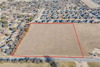 221 W Parkerville Road, DeSoto, TX 75115 - Photo 3