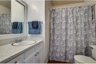 627 Texas Street, Denton, TX 76209 - Photo 9