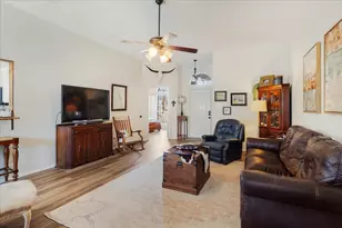 1413 Pecan Creek Dr, Farmersville, TX 75442 - Photo 5