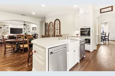 7635 Bryn Mawr Drive, Dallas, TX 75225 - Photo 11