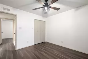 2212 Grapevine Ln, Carrollton, TX 75007 - Photo 23