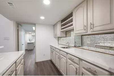 2212 Grapevine Lane, Carrollton, TX 75007 - Photo 11