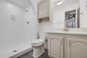 2212 Grapevine Ln, Carrollton, TX 75007 - Photo 21