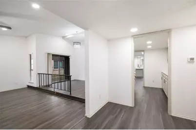 2212 Grapevine Lane, Carrollton, TX 75007 - Photo 3