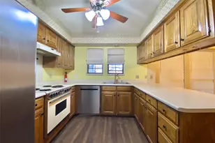 2820 Whitehurst Dr, Fort Worth, TX 76133 - Photo 9