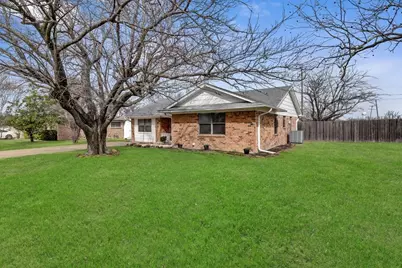 324 Allenwood Drive, Princeton, TX 75407 - Photo 1